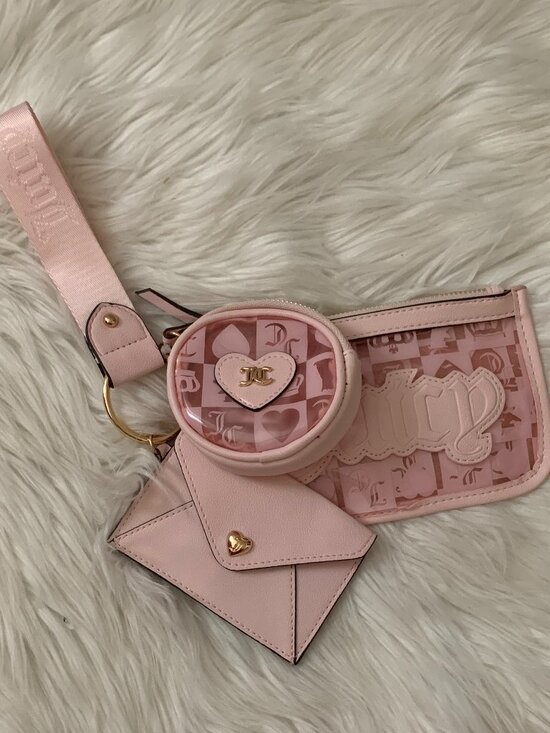 Juicy Couture Handbags - JUICY COUTURE Paradise 3-Pieces Pouch Wristlet Set in Pink Gleam